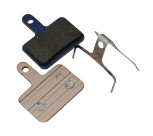 Klocki hamulcowe CLARKS dla SHIMANO/TEKTRO & TRP (Shimano Deore M515, M475, M525, M465, M495, Tektro Draco, Dorado, Orion, Auriga, Aquila, HDC300, TRP - Spyre, Hylex, Clarks CMD-32, S2, Clout 1), Półmetaliczne 